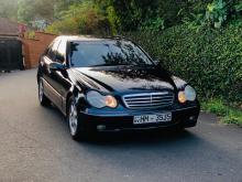 Mercedes-Benz C200 2003 Car