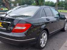 https://riyasewana.com/uploads/mercedes-benz-c200-120035245.jpg