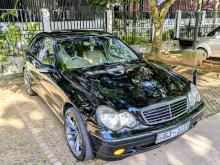 Mercedes-Benz C200 2001 Car