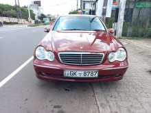 Mercedes-Benz C200 2001 Car