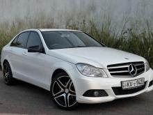 Mercedes-Benz C200 2.2L 2012 Car