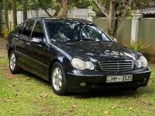 Mercedes-Benz C200 2001 Car