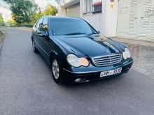 Mercedes-Benz C200 2001 Car