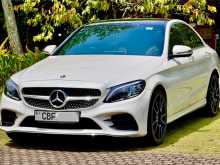 Mercedes-Benz C200 2018 Car