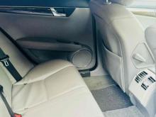 https://riyasewana.com/uploads/mercedes-benz-c200-2111573624201.jpg