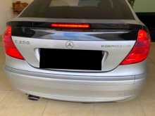 https://riyasewana.com/uploads/mercedes-benz-c200-coupe-2003-3114461112952.jpg