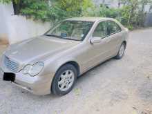 https://riyasewana.com/uploads/mercedes-benz-c200-kompressor-2000-2312211712104.jpg