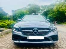 https://riyasewana.com/uploads/mercedes-benz-c200-premium-2018-2215195812143.jpg