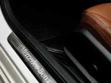 https://riyasewana.com/uploads/mercedes-benz-c200-premium-2418390517956.jpg