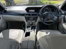 https://riyasewana.com/uploads/mercedes-benz-c220-1814465322083.jpg