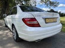 https://riyasewana.com/uploads/mercedes-benz-c220-1814480524763.jpg