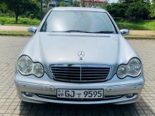 Mercedes-Benz C220 2001 Car