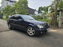 Mercedes-Benz C220 2001 Car