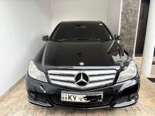 Mercedes-Benz C220 CDI 2012 Car