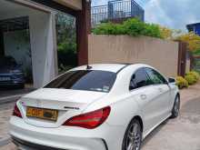 Mercedes-Benz CLA 180 2017 Car