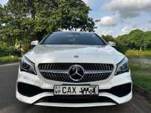 Mercedes-Benz CLA 180 AMG Line 2017 Car