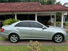 https://riyasewana.com/uploads/mercedes-benz-e-200-1012574917496.jpg