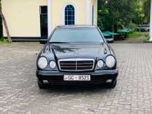 Mercedes-Benz E200 1997 Car