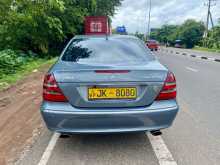 https://riyasewana.com/uploads/mercedes-benz-e-200-28150255722.jpg