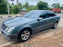 https://riyasewana.com/uploads/mercedes-benz-e-200-28150255963.jpg