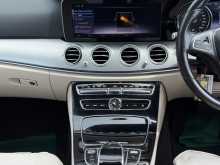 https://riyasewana.com/uploads/mercedes-benz-e-200-4162544335.jpg