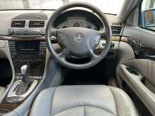 https://riyasewana.com/uploads/mercedes-benz-e-240-4709414113.jpg