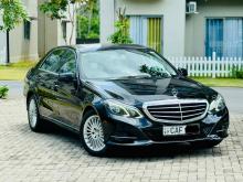 Mercedes-Benz E300 Eliganze 2014 Car