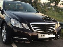 Mercedes-Benz E200 2010 Car