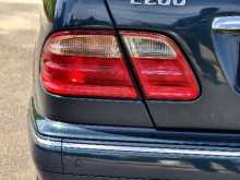 https://riyasewana.com/uploads/mercedes-benz-e200-131205174643.jpg