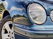 Mercedes-Benz E200 2000 Car