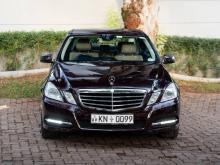 Mercedes-Benz E200 2010 Car