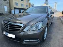 Mercedes-Benz E200 2010 Car