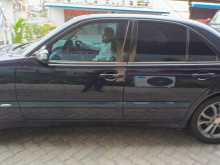 Mercedes-Benz E200 2001 Car
