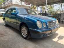 Mercedes-Benz E200 1998 Car