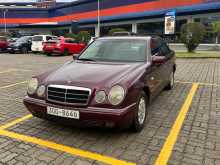 Mercedes-Benz E200 1998 Car