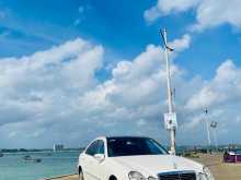https://riyasewana.com/uploads/mercedes-benz-e200-2003-1523232512142.jpg