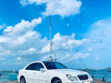 Mercedes-Benz E200 2003 Car