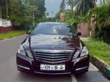 Mercedes-Benz E200 2010 Car