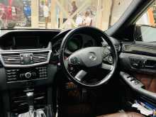 https://riyasewana.com/uploads/mercedes-benz-e200-2011-1910522212072.jpg
