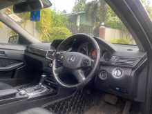 https://riyasewana.com/uploads/mercedes-benz-e200-2011-237560612094.jpg