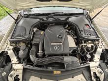 https://riyasewana.com/uploads/mercedes-benz-e200-2110444817845.jpg