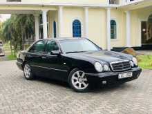 Mercedes-Benz E200 1997 Car