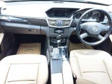 https://riyasewana.com/uploads/mercedes-benz-e200-8954226694.jpg