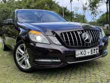 Mercedes-Benz E200 Avantgarde 2011 Car