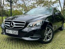Mercedes-Benz E200 Avantgarde 2013 Car