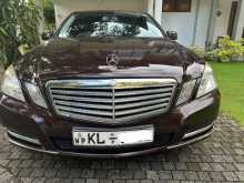 Mercedes-Benz E200 CGI 2010 Car