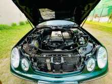 https://riyasewana.com/uploads/mercedes-benz-e200-compressor-7231654475.jpg