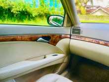 https://riyasewana.com/uploads/mercedes-benz-e200-compressor-7231654666.jpg