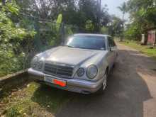 Mercedes-Benz E200 W210 1998 Car