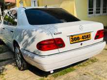 https://riyasewana.com/uploads/mercedes-benz-e200w210-1997-1317335012793.jpg